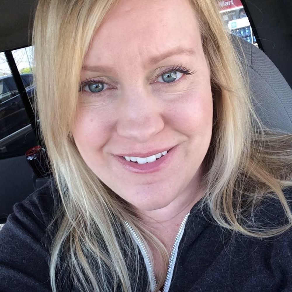 Meet your Posher, Adrienne